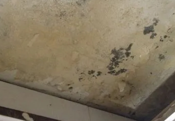 贺州阳台漏水维修公司分享下贺州卫生间渗水维修需要注意哪些问题。